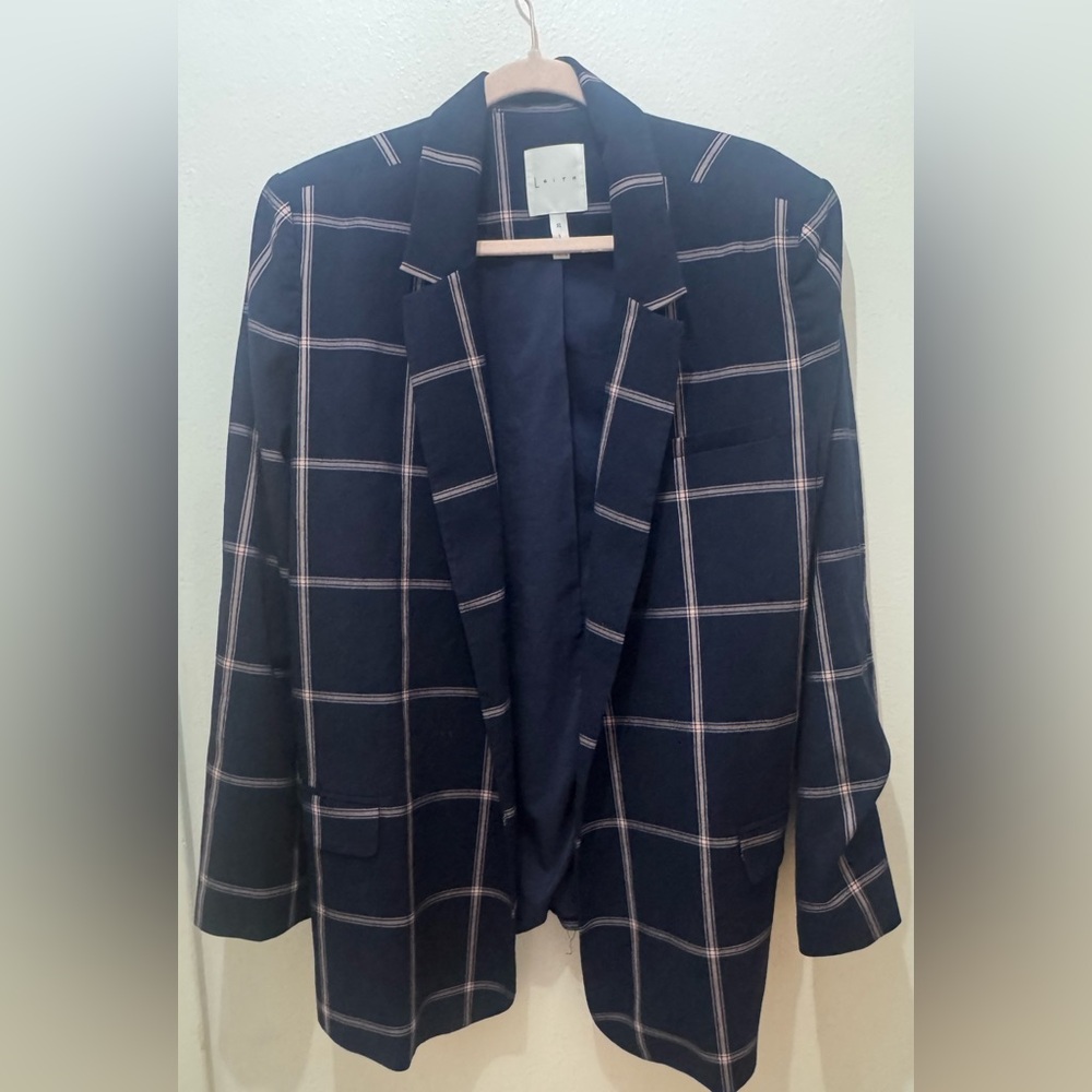 Leith Navy Blazer with Light Pink Windowpane - Picture 5 of 9